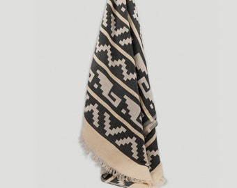 Premium Reversible Turkish Cotton Towel – Hand loomed, Aztec Design, Soft, Durable and Natural Fibre