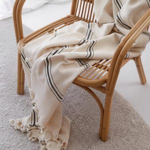 Buttery Cream Large Picnic Blanket | Handwoven 100% Turkish Cotton l Herringbone | Soft Rustic Farmhouse Throw Blanket | Handknotted Tassels image 3