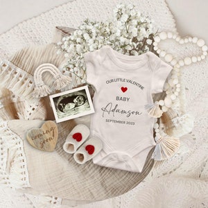 Faire-part de grossesse pour la Saint-Valentin, faire-part de bébé simple numérique pour les médias sociaux, date d'accouchement minimaliste, Boho Scandi