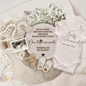 Arabic Pregnancy Announcement Digital, Muslim Baby Reveal Social Media, Islamic Gender Reveal, Simply Minimalist Pregnancy Announcement