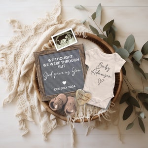 Schwangerschaftsankündigung Digital, Wir dachten, wir wären durch, aber Gott gab uns Sie, Gender Neutral Baby Reveal Vorlage, Zweit-Drittes-Baby