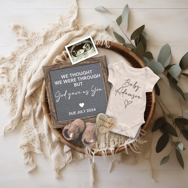 Anuncio de embarazo digital, Pensamos que habíamos terminado, pero Dios nos dio a ti, Plantilla de revelación de bebé de género neutro, Segundo tercer bebé