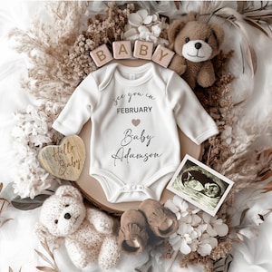 Digital Pregnancy Announcement February 2026, February Baby Announcement Template, Baby Reveal, Pregnancy Reveal due February
