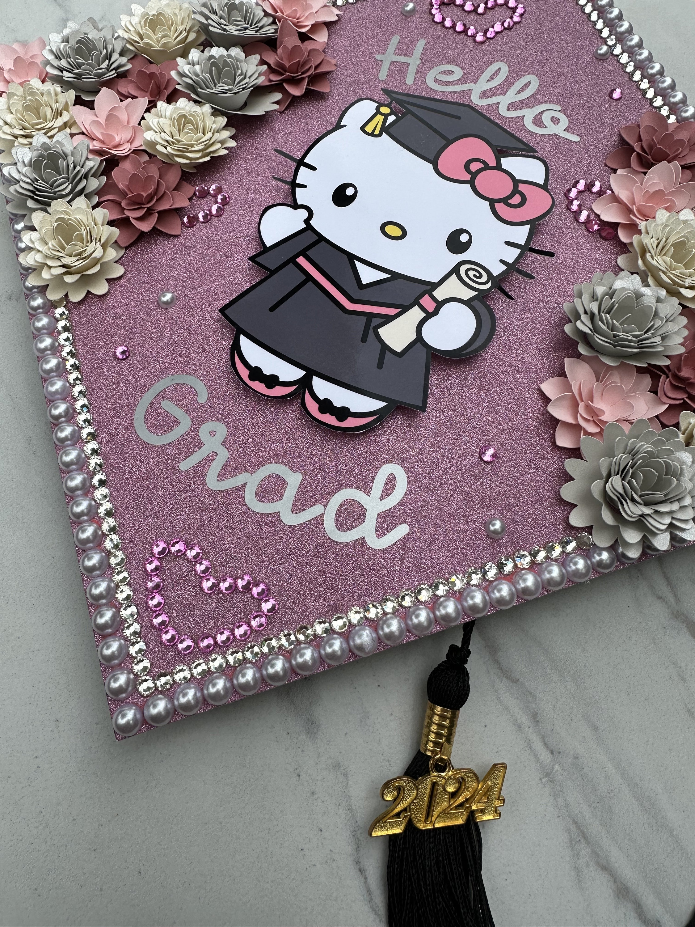 Hello Kitty Inspired Grad Cap Topper, Grad Cap Decoration  display picture 2