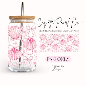 Puede incluir: Una descarga digital de un diseño de envoltura de lata de vidrio de 473 ml con un patrón de lazo de perlas rosas y conchas. El diseño se llama "Coquette Pearl Bow" y está disponible como archivo PNG. El texto "Descarga instantánea" y "SOLO PNG" también se incluye en la imagen.