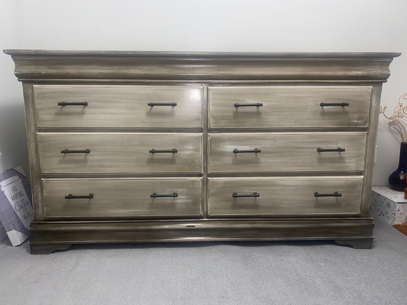 DISTRESS Brown DRESSER, Vintage Brown Dresser , Art Deco Dresser