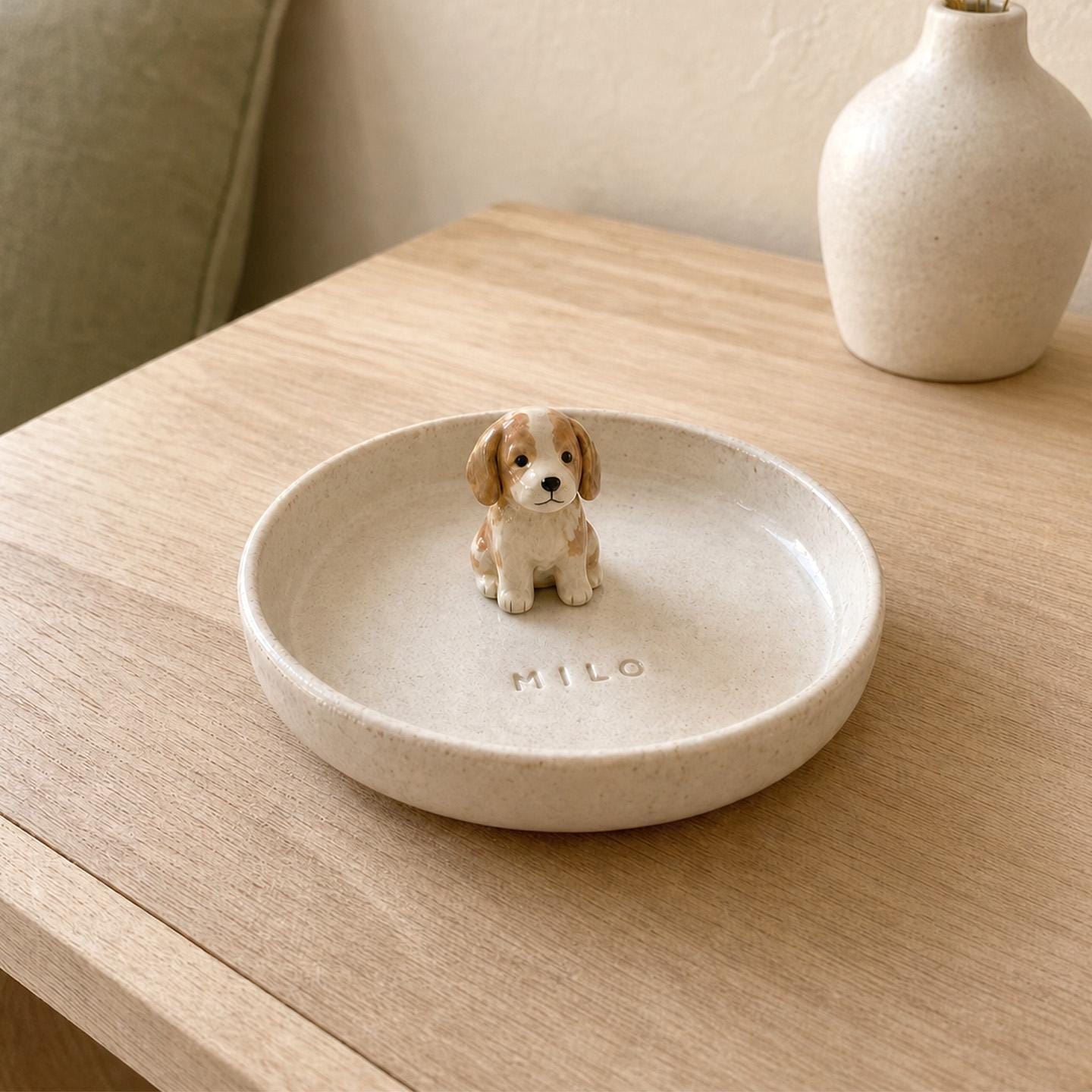 名入れ可能なセラミック製ペット用リング皿、手彫りの犬用ジュエリー
