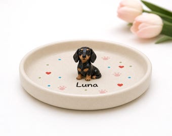 Personalized Pet Ring Dish, Custom Ceramic Jewelry Tray with Dog or Cat Figurine, Handmade Keepsake Gift for Pet Lovers