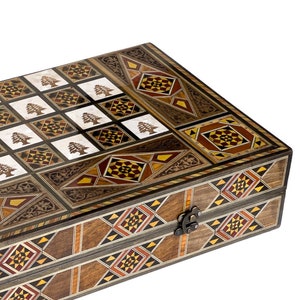 L Backgammon Set schaakbord uit Libanon - Premium en gegraveerde Libanese Backgammon-spelset - Gratis DHL Express