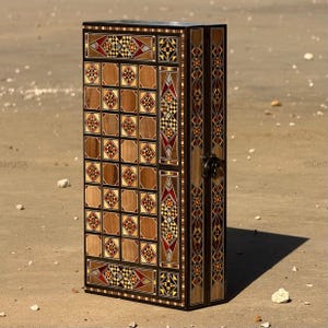 Backgammon och schackspel från Libanon - Handgjort träspel med mosaik och pärlinlägg - Gravera ditt namn