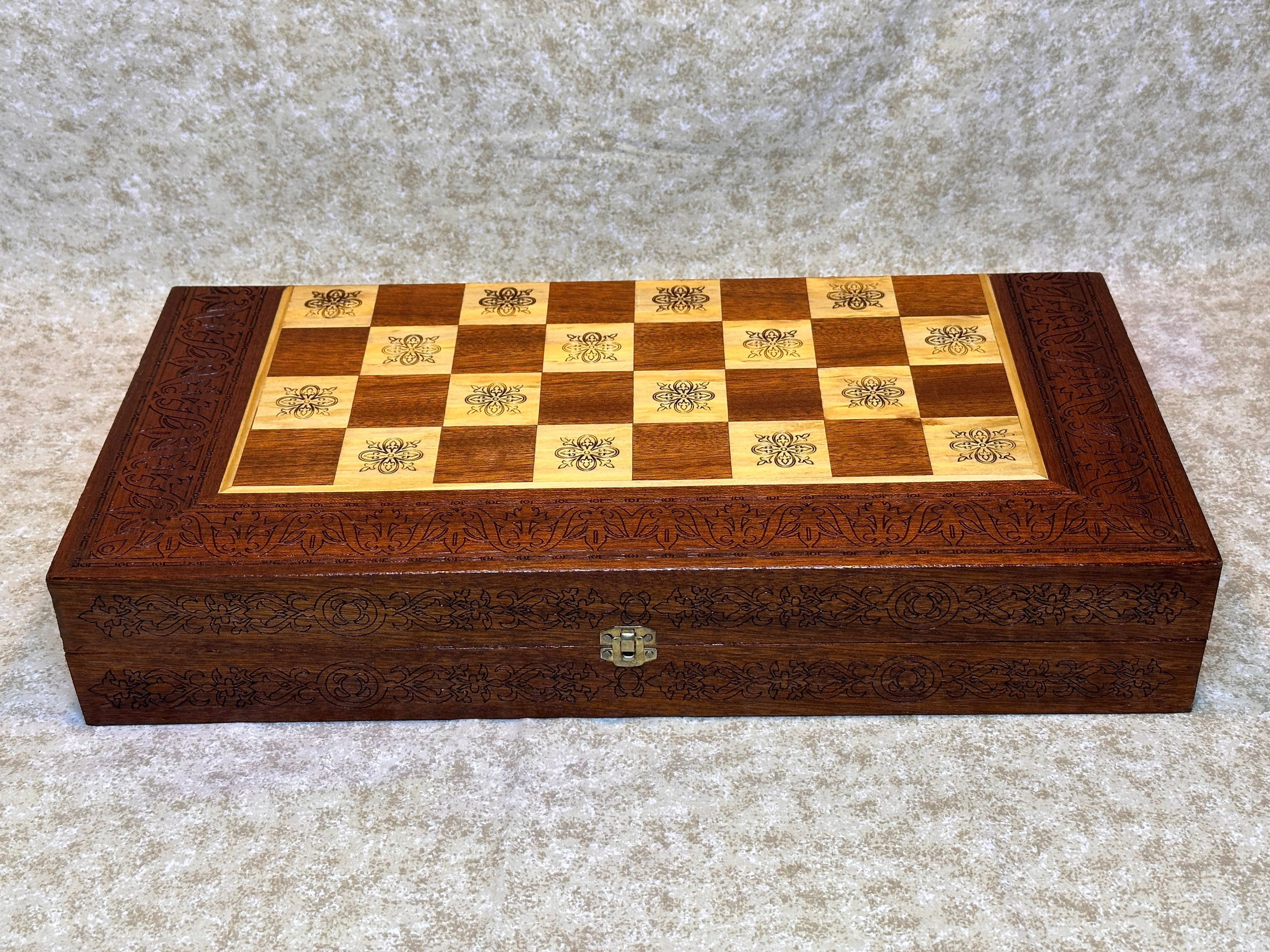 60+ Open Chess Board With Chess Wooden Pieces Stock Photos