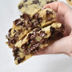 RECETA** Galletas gruesas y suaves de trozos de chocolate