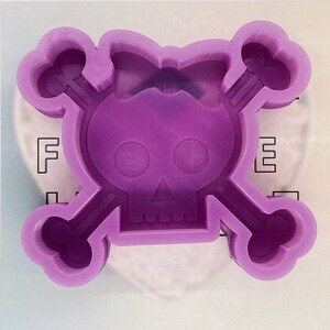 Skull and Bones Girl Freshie Mold