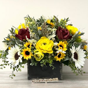 Rustic Farmhouse Sunflower Arrangement, Sunflower Arrangement, Sunflower Centerpiece, Farmhouse Centerpiece, Rustic Farmhouse Arrangement