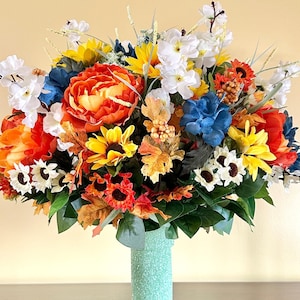 Cemetery Vase Arrangement, Gravesite Floral Arrangement, Cemetery Vase Insert, Cemetery Floral Arrangement, Cemetery Flower Arrangement