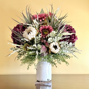 Sunflower Hydrangea Floral Arrangement, Farmhouse Floral Centerpiece, Large Floral Arrangement, Spring Flower Arrangement, Spring Decor