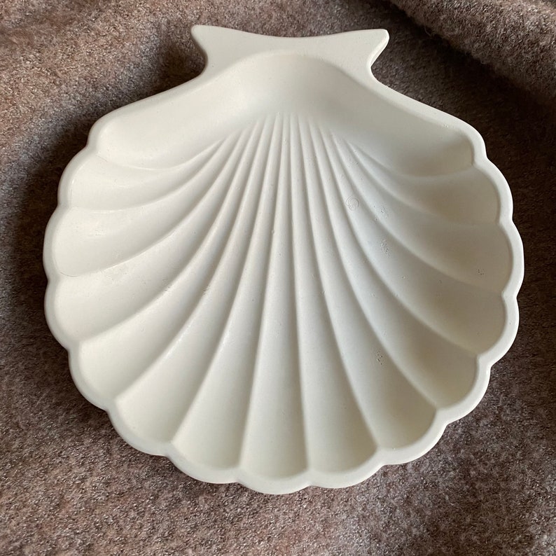 Concrete shell jewellery dish trinket dish ring tray Etsy