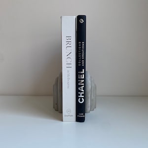 Sujetalibros de arco de hormigón / Soportes para libros / Decoración de estanterías modernas / Decoración nórdica para el hogar imagen 3