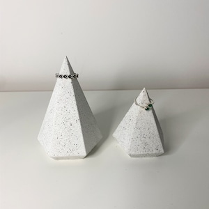 Granite Terrazzo Ring Diamond Holder | Jewellery Ring Display | Ring Diamond Cone | Jewellery Storage Organiser