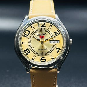 Rare Vintage Seiko 5 Automatic ,  Cream Dial, Silver Case Day/Date Caliber No. 6119 ,Men&#39;s Wrist Watch Japan Made