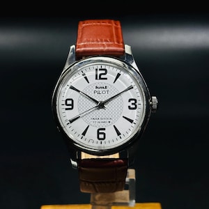 Vintage HMT Pilot Watch Dial Hand Winding {Hand-winding} Men&#39;s Watch Movement 17 jewels