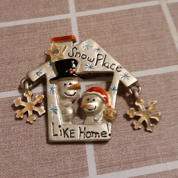 AJMC Vintage "Snow Place Like Home" Pin