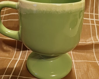 Vtg. McCoy MCM Ceramic Green Drip Glazed Pedastal Mug