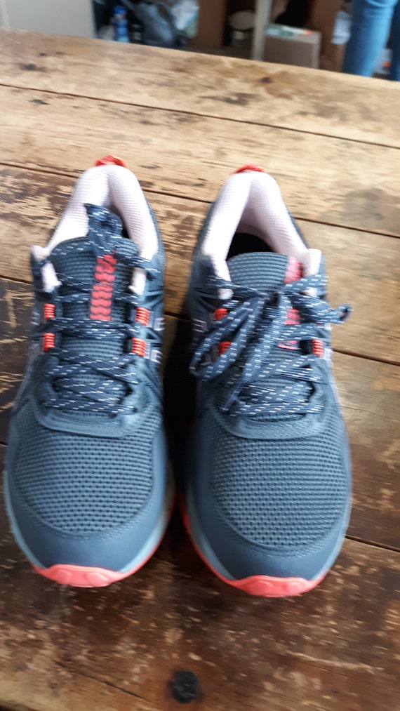 womens asics size 8.5