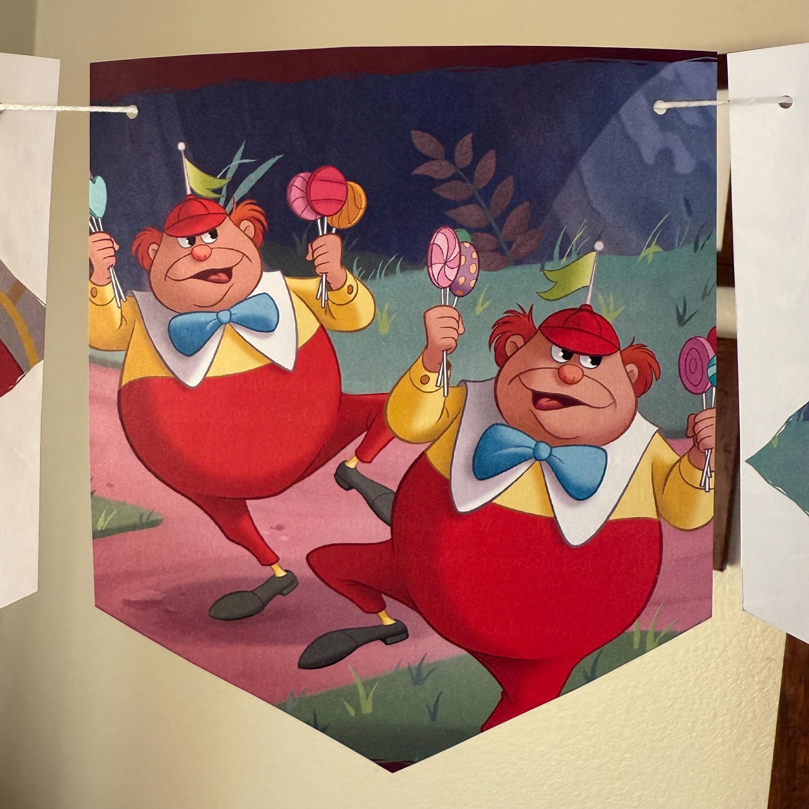 Alice in Wonderland A Snack for the Queen Book Paper Garland / Alice in ...