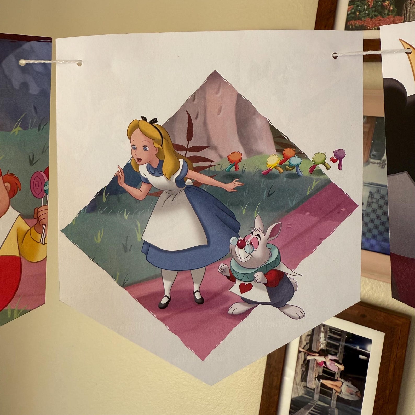 Alice in Wonderland A Snack for the Queen Book Paper Garland / Alice in ...