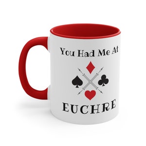 Tasse à café euchre amusante, idée cadeau jeu de cartes amusant, cadeau euchre personnalisé, tasse de jeu de cartes personnalisée, cadeau jeu de cartes Noël euchre jouer