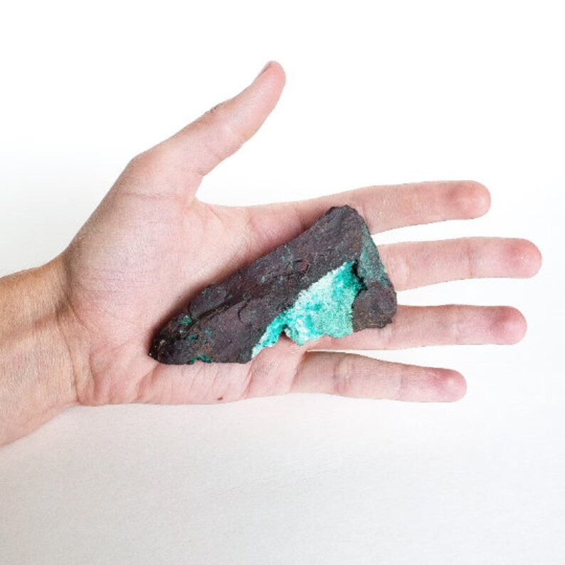 Raw Malachite on Matrix. Encoded With Spear Of Destiny Energies. buy Helps Regain Power After Being Abused. Narcisist Recovery. Reiki#K185
