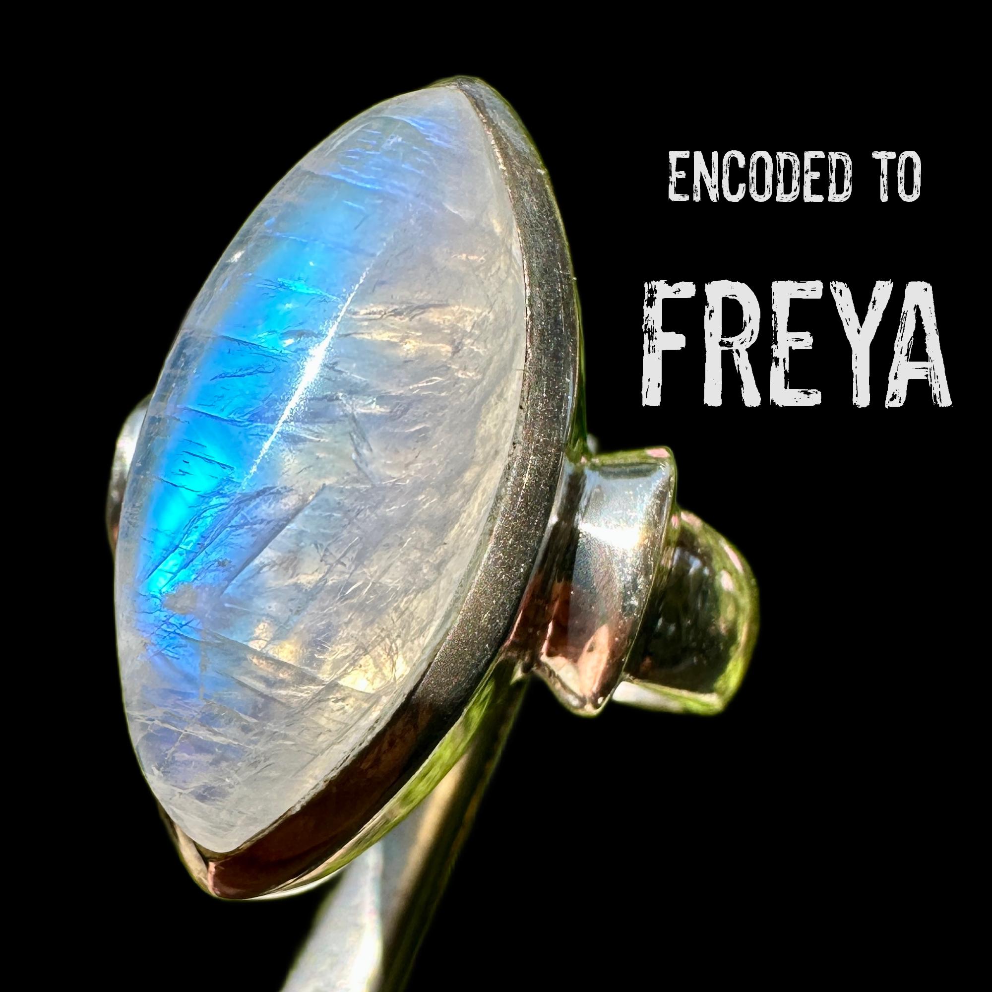 MoonlightMysteries: Freya with Moonstone 【公式通販】