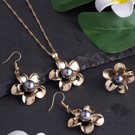 Samoa Gold Plumeria Shell Pearl Polynesian Inspired Earrings