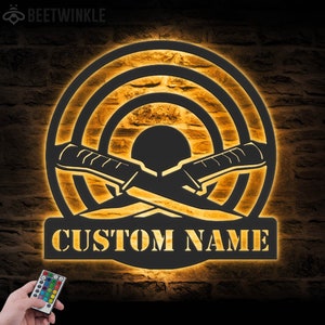 Custom Knife Throwing Metal Wall Art LED Light Personalized Knife Throwing Player Name Sign Home Decor Man Cave Decoration Dad Birthday Gift