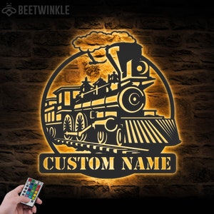 Arte de pared de metal con locomotora de tren de vapor personalizada con luz LED, letrero con el nombre del conductor del tren personalizado, decoración del hogar, decoración ferroviaria