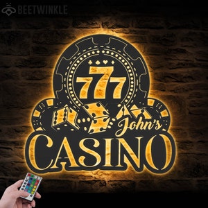 Slot machine personalizzate, carte da gioco da casinò, gettoni, dadi da gioco, poker, arte murale in metallo, luce LED, cartello con nome personalizzato Gamzone, decorazione, regalo per giocatori