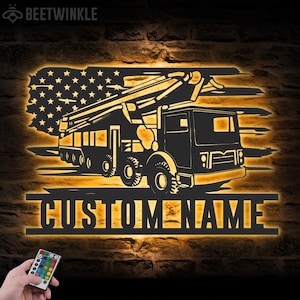 Camión con bomba de hormigón personalizado de EE. UU., arte de pared de metal con luz LED, letrero con nombre de camionero personalizado, decoración del hogar, decoración de equipo pesado, cumpleaños