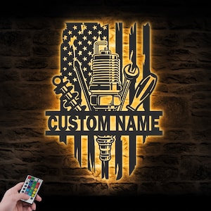 Reparación de herramientas personalizadas, arte de pared de metal, luz LED, letrero con nombre de tienda de herramientas personalizadas, decoración del hogar, herramientas de mecánico, decoración, cumpleaños de reparador, Navidad