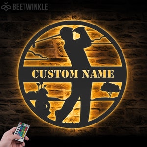 Arte de parede de metal para golfe personalizada com luz LED Placa com nome de jogador de golfe personalizada Decoração para casa 19º buraco Decoração de taco de golfe Caverna do homem Aniversário Natal