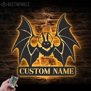 Custom Bat Metal Wall Art with LED Light Personalized Halloween Bat Name Sign Home Decor Black Horror Bird Dracula Decoration Man Cave Xmas