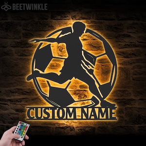 Custom Man Soccer Metal Wall Art LED Light Personalized Football Player Lover Sign Home Decor Kid Boy Girl Nursery Decoration Birthday Xmas