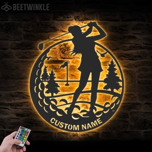Arte de parede de metal personalizada para golfe feminino com luz LED Placa com nome de jogadora de golfe personalizada Decoração para casa 19º buraco Decoração de taco de golfe Aniversário Natal