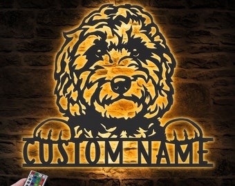Letrero de metal con luz LED para pared con diseño de garabatos dorados personalizados, letrero con nombre de labradoodle personalizado, decoración para el hogar, decoración para amantes de los perros, regalo de Navidad