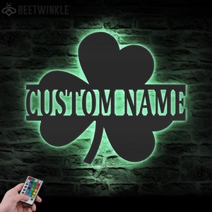 Arte de pared de metal con trébol personalizado, luz LED, letrero con nombre de trébol personalizado, decoración del hogar, trébol de la suerte, decoración irlandesa, cumpleaños, día de San Patricio