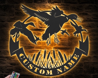 Custom Duck Hunting Metal Wall Art LED Light Personalized Hunter Name Sign Home Decor Duck Cabin Decoration Housewarming Xmas birthday Gift