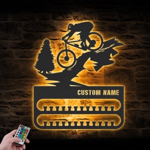 Aangepaste medaillehanger mountainbike met ledlicht MTB-fietsmedaillehouder Displayrek voor prijs en lint gelaagd prijsrek Sportfietser