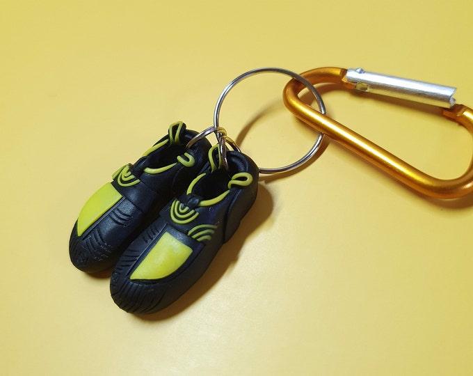 Climbing shoes carabiner keychain, with custom name,(La sportiva theory man) miniature-sized,climbing jewlry