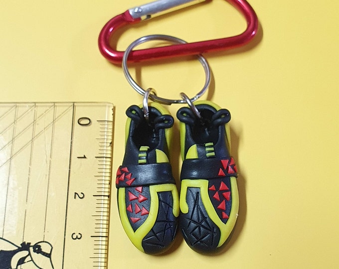 Climbing shoes carabiner keychain, with custom name,(LA SPORTIVA SKWAMA) miniature-sized,climbing jewlry