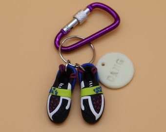 Zapatos de escalada llavero mosquetón, con nombre personalizado, (lasportiva skwama_w) tamaño miniatura, joyería de escalada